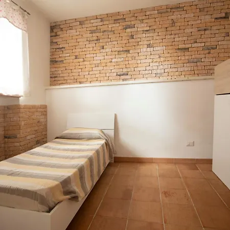 Holiday home Casa Raffaella - Helloelba